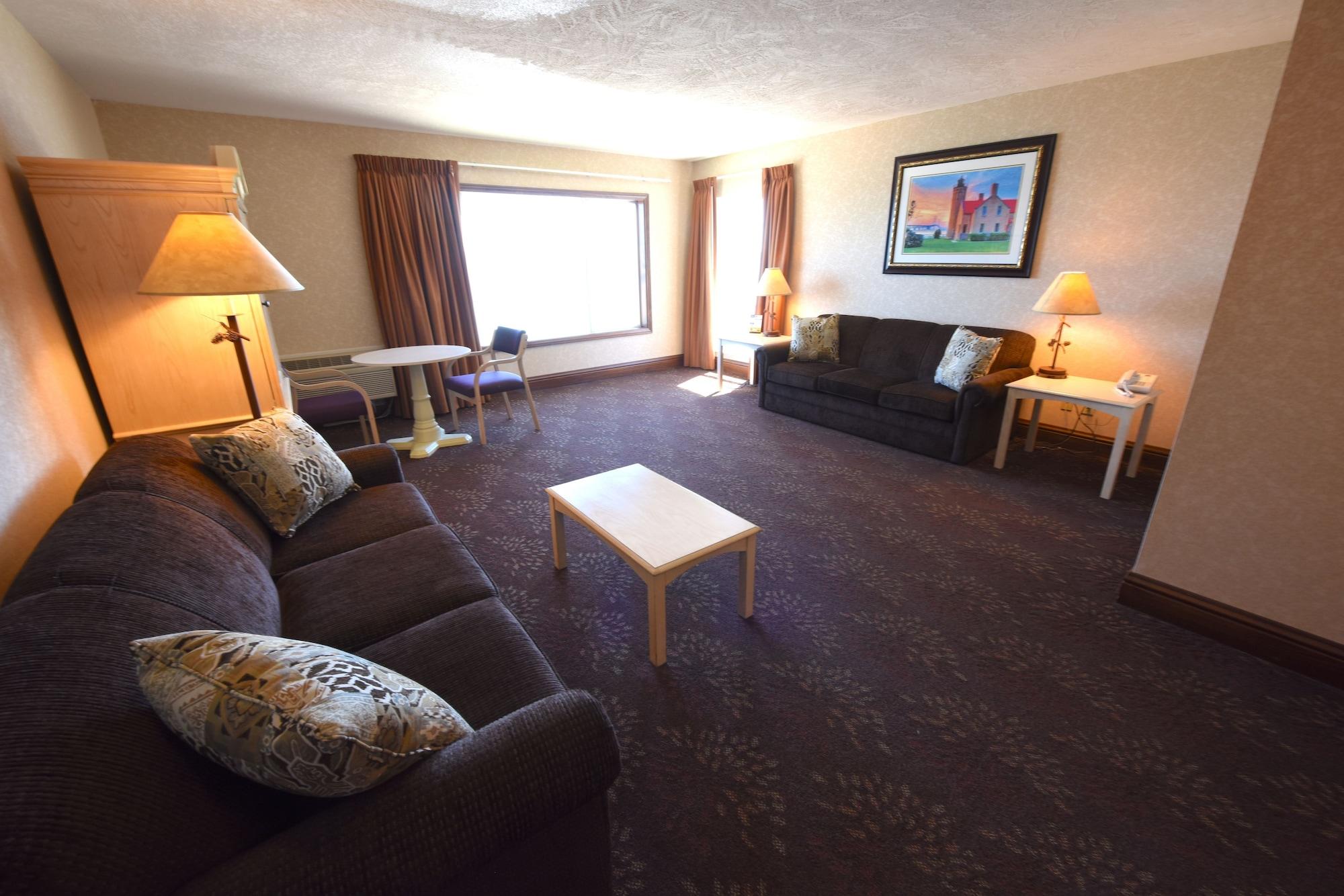 Bridge Vista Beach Hotel And Convention Center Mackinaw City Exterior foto