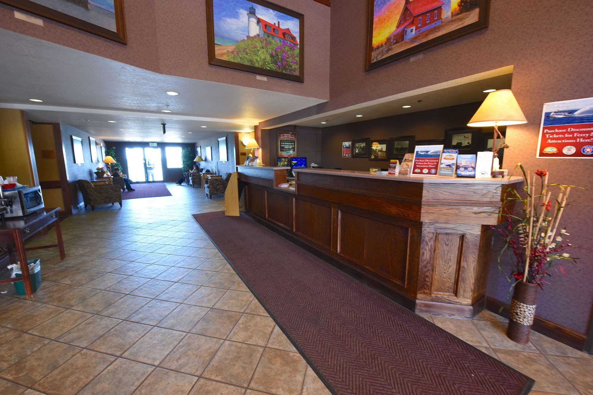 Bridge Vista Beach Hotel And Convention Center Mackinaw City Exterior foto